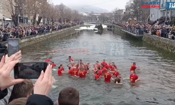 В понеделник во 12 часот спуштање на крстот во Кочанска Река
