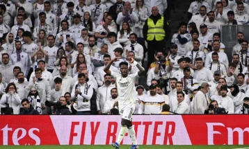 „Сантијаго Бернабеу“ ги исвирка играчите на Реал Мадрид