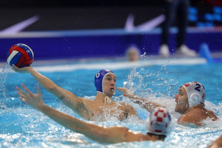 Хрватска ги задржа шансите за полуфинале на Европското првенство во ватерполо