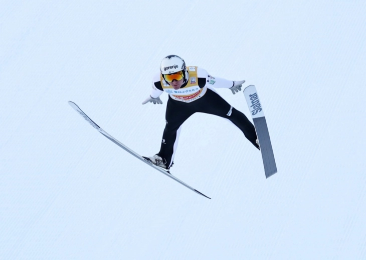 Двојна победа за Домен Превц во Сапоро