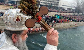 Orthodox faithful celebrate Epiphany