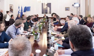 Micotakis në takim me bujqit: Pres diskutim thelbësor për t'i dhënë fund periudhës së tensionit të madh