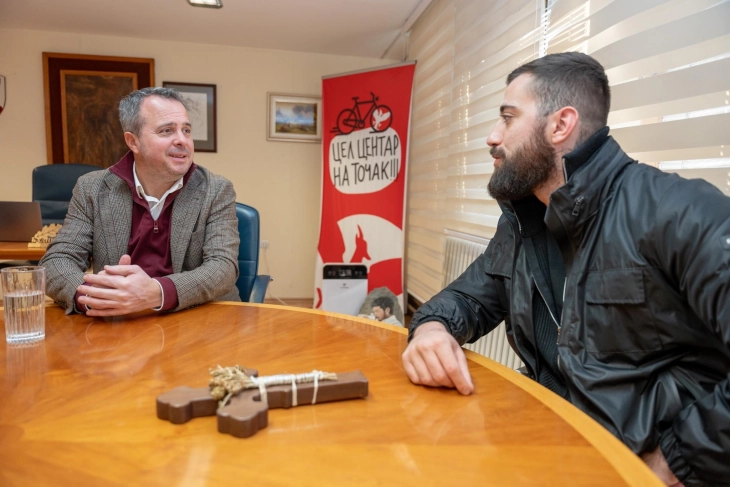 Герасимовски: Светиот крст донесе благослов и желби за благосостојба на сите граѓани во Општина Центар