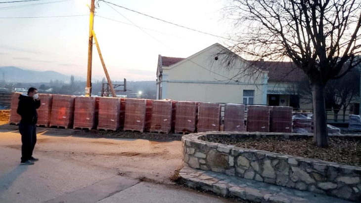 Учениците од ООУ „Панко Брашнаров“ во Башино Село го почнаа второто полугодие во целосно реконструирана зграда