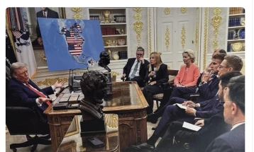 Трамп на социјалните мрежи ги „обои“ Канада и Гренланд во американски бои