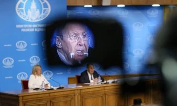 Лавров: Велика Британија повеќе не треба да го користи називот „Велика“