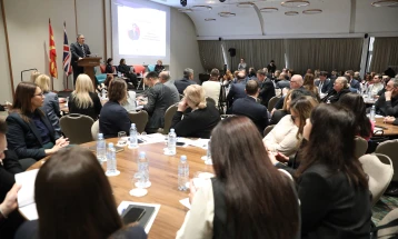 Debat publik: Parimi-Merit bëhet rregullore- ai që është në pozicion drejtues do të duhet të dijë që të mund edhe të përgjigjet