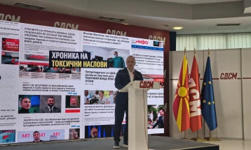 Претседателот на СДСМ, Филипче, порача дека останува на функцијата, неговата цел е општеството да заздрави