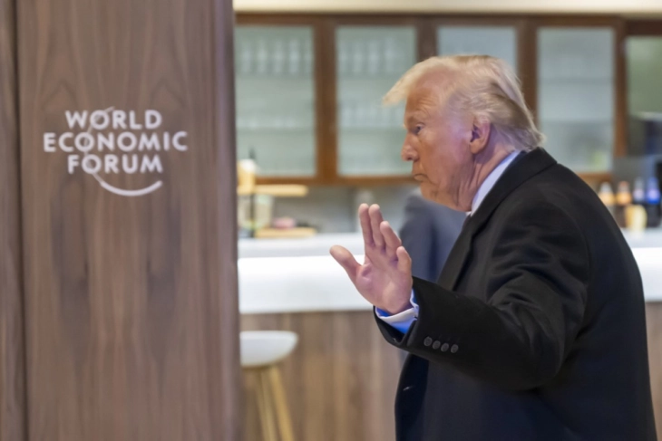 Трамп: САД преговараат за „целосен пристап“ до Гренланд