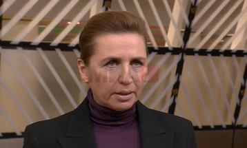 Фредериксен: Данска сака да соработува со САД, но со почит и без закани