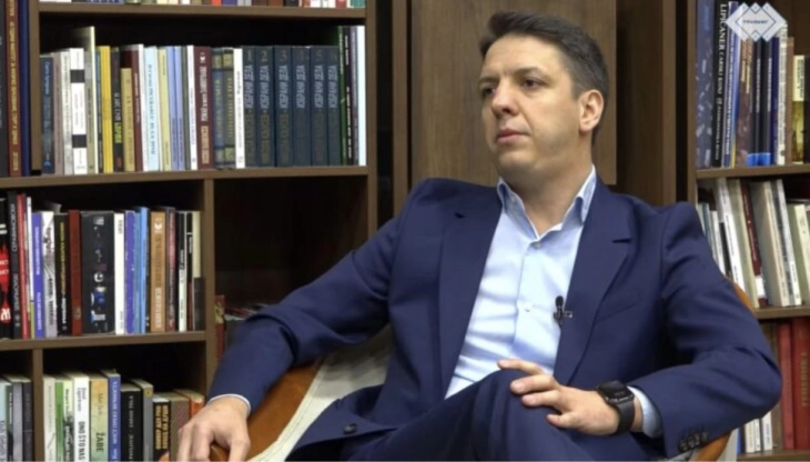 Трајановски: Власта ја дефокусира јавноста 