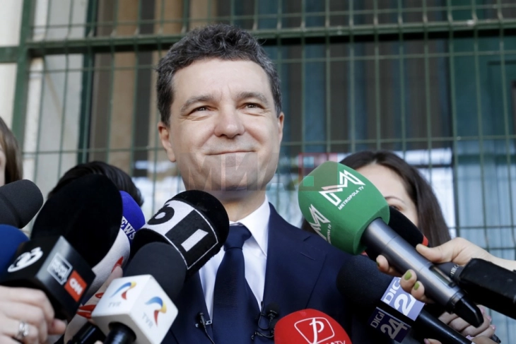 Романскиот претседател ја отфрли идејата за референдум за обединување на Романија со Молдавија