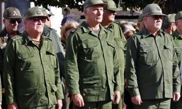 Кубанскиот претседател повикува на воена подготвеност на островот поради американските закани