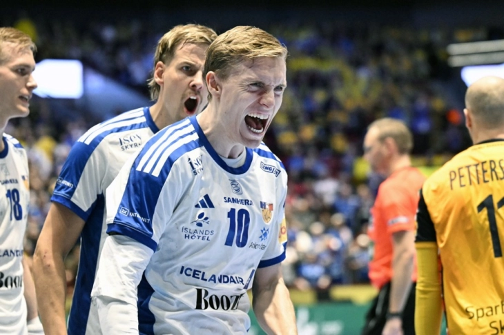 Исланд со осум голови разлика ѝ го нанесе првиот пораз на Шведска