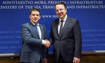 Средба Николоски - Бутковиќ: Соработка во железничкиот транспорт и изнаоѓање соодветно решение на проблемот со транспортерите