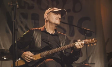 Влатко Стефановски со награда Порин за посебен придонес во хрватската музика