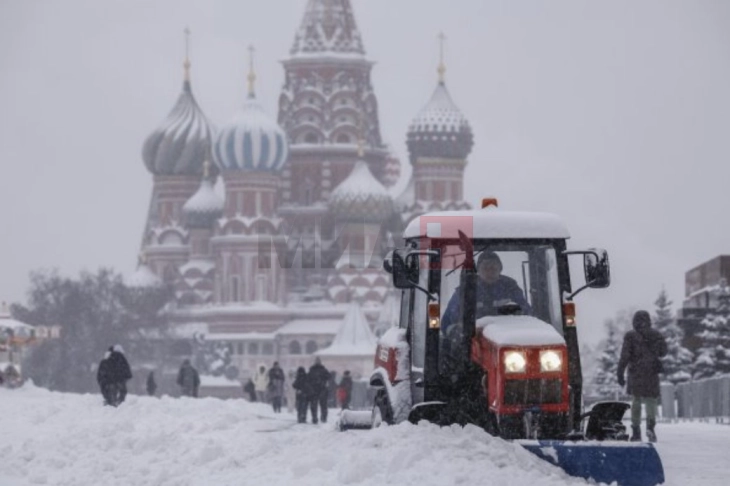 Рекорден снег во Москва - над 60 см по 32 години