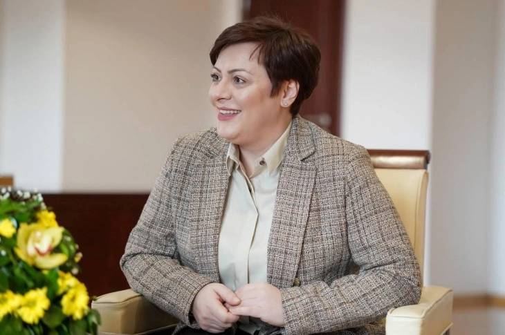 Јавниот долг  59,6 проценти од БДП, за министерката Димитриеска Кочоска тоа е показател за стабилни јавни финансии и фискална консолидација