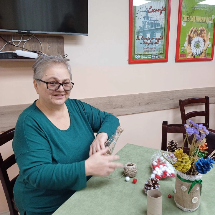 Онколошкиот пациент Стојанова и д-р Андонова: Кога во семејството има болен од канцер, страдаат сите, тоа е психолошка борба невидлива за околината