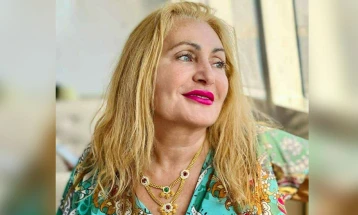 Bulgarian poet Maja Panajotova tells MIA: I love Macedonia, I have written a poem about my beloved Skopje