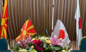 Два нови јапонски гранта - за ехо апарат на Клиниката за ендокринологија и за противпожарно возило во Свети Николе