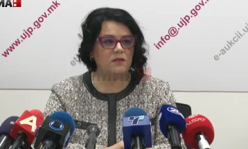 Петрова: Нема ретроактивно оданочување, ќе им се излезе во пресрет на граѓаните од странство