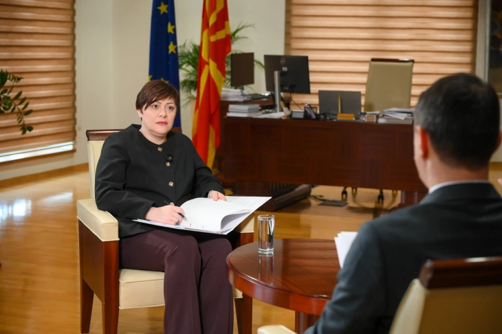 Dimitrieska-Koçoska: Qeveria nuk do të lejojë ulje të pagave minimale, Marrëveshja e përgjithshme kolektive duhet të pësojë ndryshime