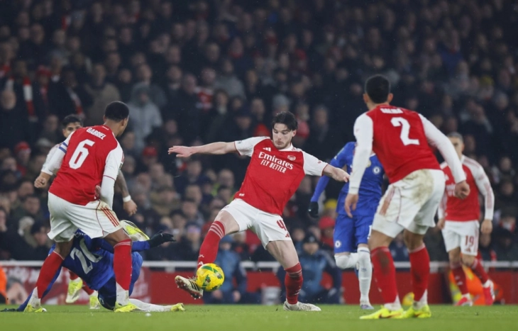 Арсенал прв финалист во Лига купот на Англија