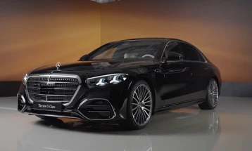 Мерцедес ја претстави освежената S класа