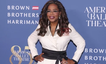 Опра Винфри и Рајан Рејнолдс доаѓаат во Букурешт во септември