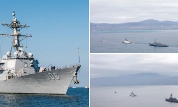 Американски воени бродови се распоредија на Хаити