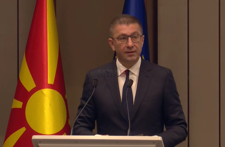 Mickoski: 25 milionë euro për të ardhme të gjelbër dhe konkurruese të kompanive të Maqedonisë