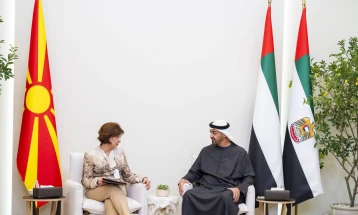 Средба на Сиљановска-Давкова со претседателот на ОАЕ: Фокус на економијата и билатералната соработка