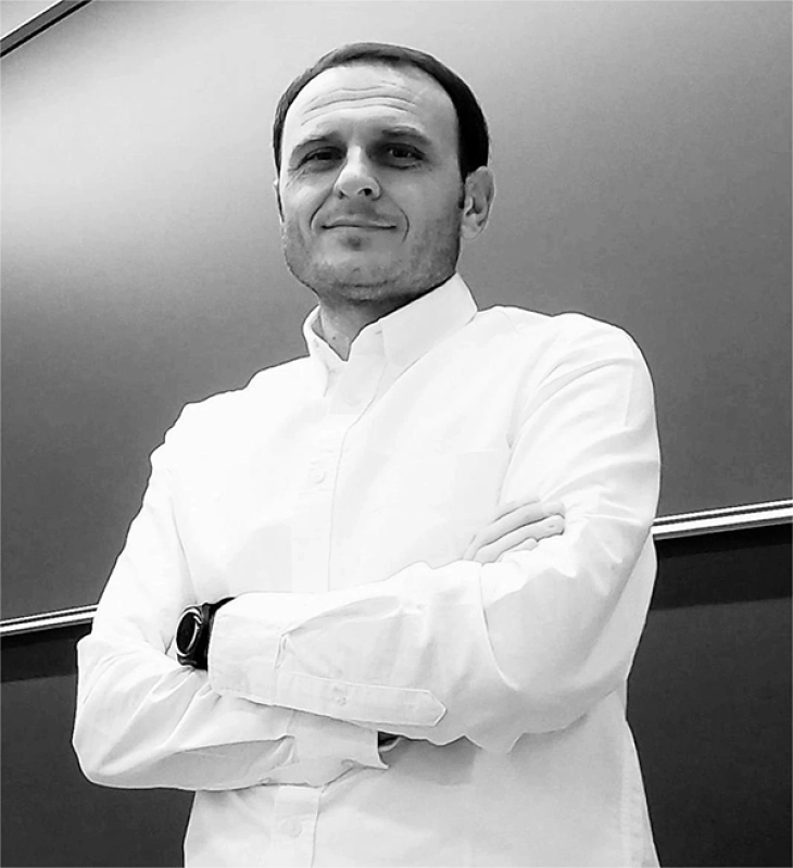 Амфитеатарот на Институтот „Биосенс“ во Нови Сад ќе го носи името на Васко Саздовски, кој загина при падот на бетонската настрешница на железничката станица