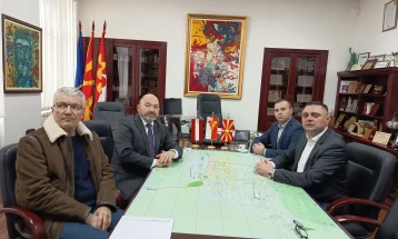 Австрискиот амбасадор во Кавадарци, разговарано за регионален центар за противпожарна тренинг обука 