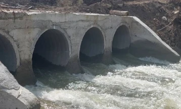 Оштетен преминот на реката Блашница поради надојдена вода