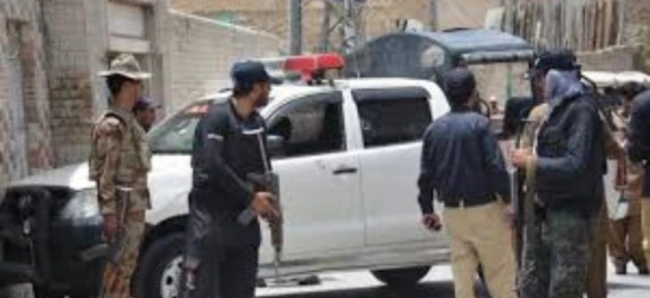 Најмалку 12 луѓе загинаа при експлозија во шиитска џамија во Исламабад