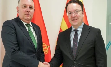 Средба Николоски - Миљаниќ: Потребно е воспоставување авиолинија меѓу Македонија и Црна Гора во интерес на подобро поврзување на двете земји