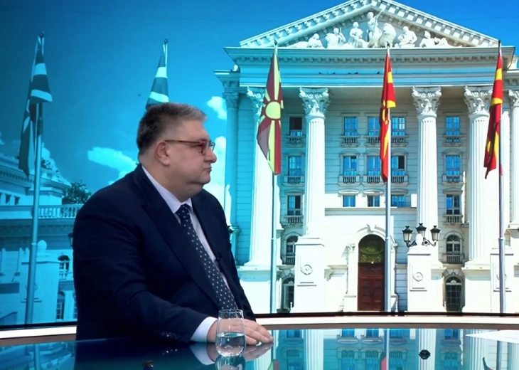 Минчев: Постигнат е историски договор, платите на административците ќе се зголемат за 40 отсто