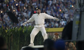 Трамп го нарече „шлаканица во лицето“ за САД шоуто на полувремето на Супербоул