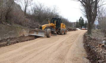 Почна реконструкција на улица „600“ во кумановското село Проевце