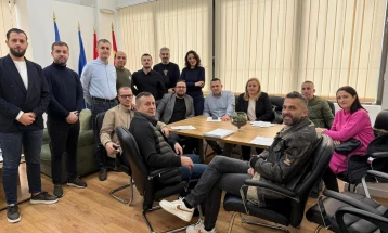 Drejtoria e Librave Amë avancon 15 të punësuar