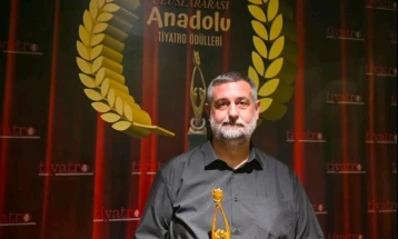 Дејан Пројковски доби награда за режија на 11. Интернационален театарски фестивал во Истанбул