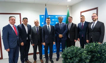 Gov’t delegation meets UNESCO representatives in Paris
