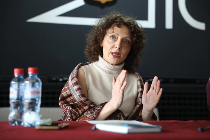 Монодрамата „Драми на принцезите - Џеки“ - премиера на Драмскиот театар Скопје