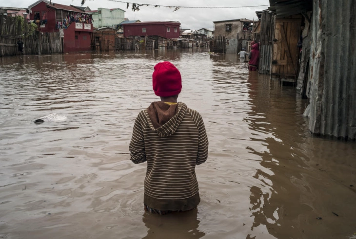 Дваесет мртви во циклон што го погоди Мадагаскар, соопштија властите
