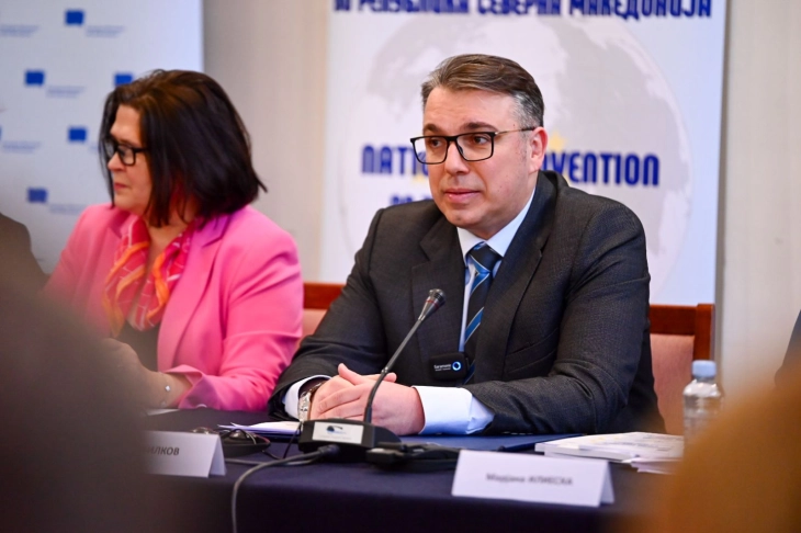 Филков: Барањата од ДУИ се националромантичарски теми од минатиот век