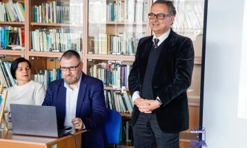 Во Велес промовирана книгата Методот „ROGANTE“од италијанскиот автор Масимо Роганте