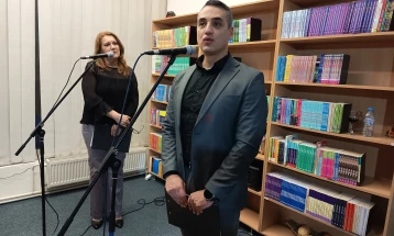 „Вино и поезија“ петти пат се одржа во градската библиотека во Кавадарци