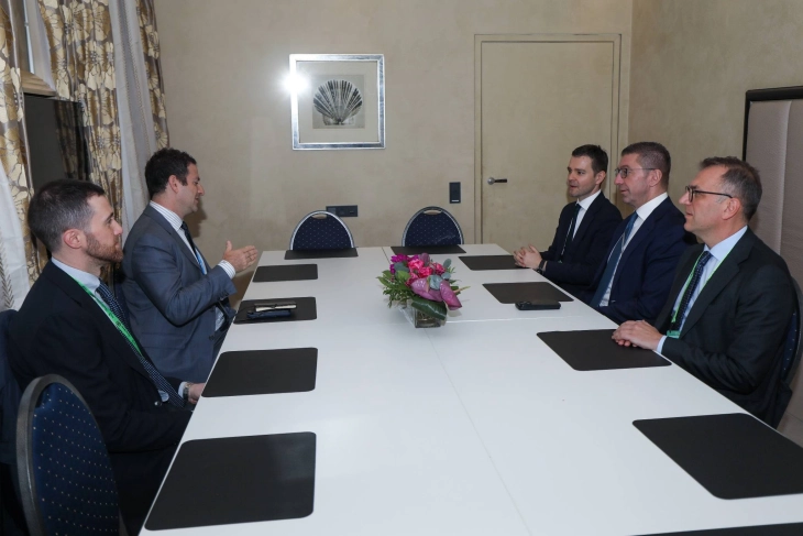 Mickoski - Koen: Maqedonia ka potencial të bëhet destinacion i sigurt dhe atraktiv investues në rajon